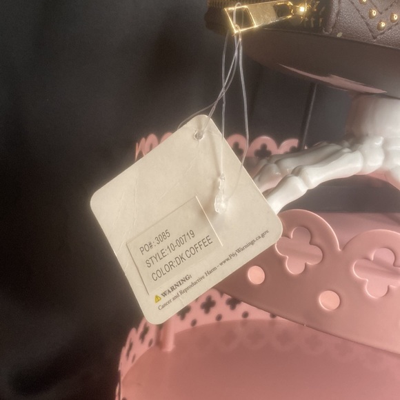 IVY LONDON dark coffee Color with Gold hardware! NEW WITH TAGS! - Picture 4 of 13